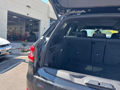 Used 2019 BMW X5 xDrive40i w/ Convenience Package AWD/4WD image 25