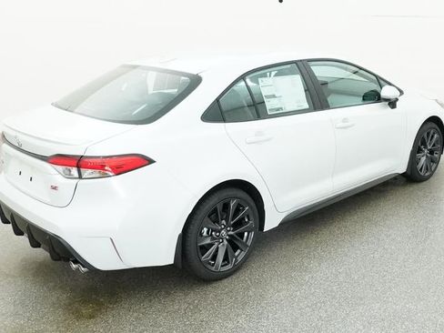 New 2026 Toyota Corolla SE FWD image 9