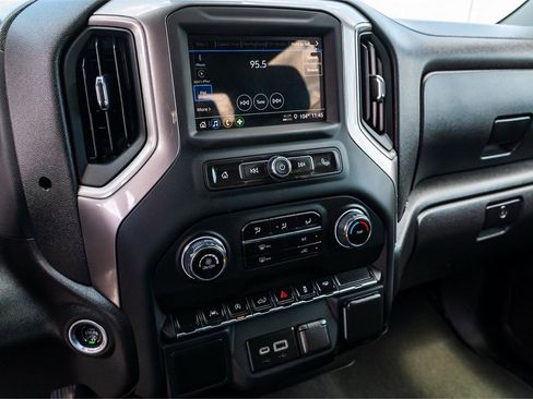 Used 2022 Chevrolet Silverado 1500 Custom RWD image 17