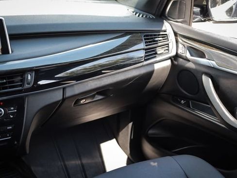 Used 2018 BMW X5 xDrive35i AWD/4WD image 28