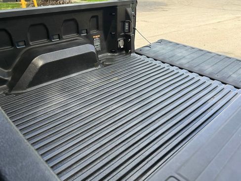 Used 2021 Chevrolet Silverado 1500 LTZ RWD image 37