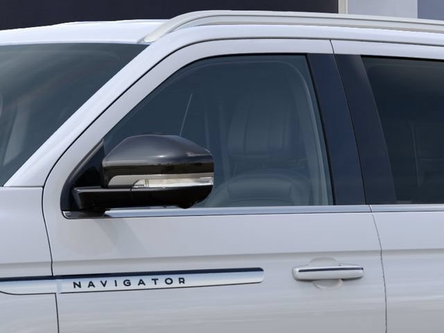New 2027 Lincoln Navigator Premiere RWD image 20