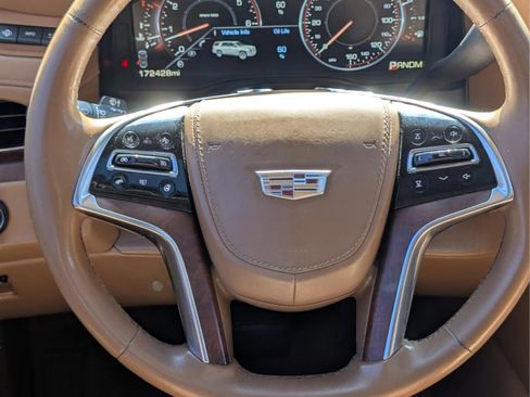 Used 2015 Cadillac Escalade ESV Platinum image 15