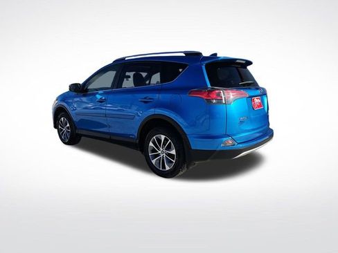 Used 2016 Toyota RAV4 XLE AWD/4WD image 5