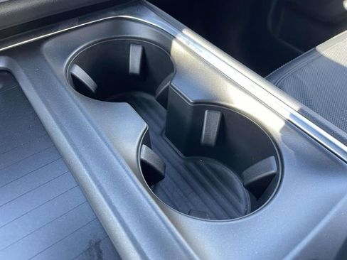 New 2025 Ford Expedition Max Platinum w/ Stealth Appearance Package image 9