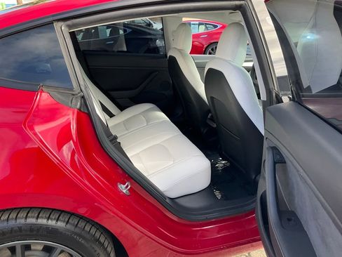 Used 2021 Tesla Model 3 Standard Range Plus image 48