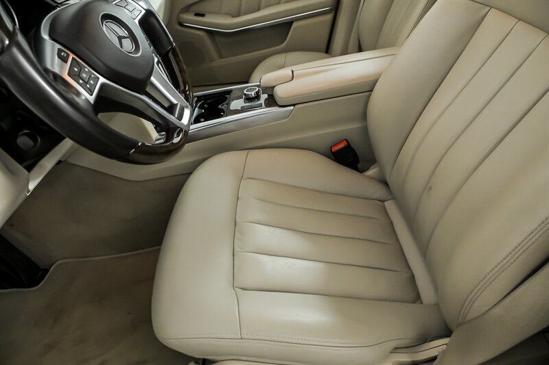 Used 2016 Mercedes-Benz E 350 4MATIC Wagon w/ Premium Package image 19