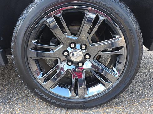 Used 2015 Cadillac Escalade Luxury RWD image 9