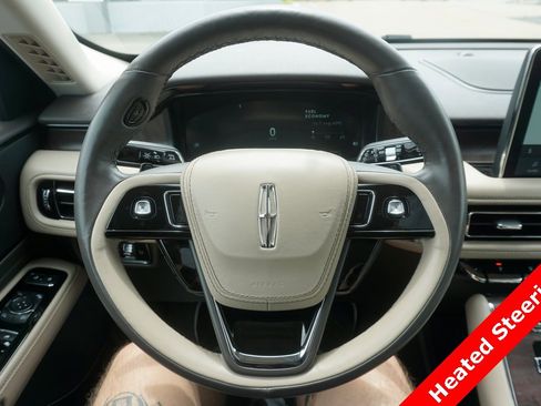 Used 2022 Lincoln Aviator Reserve w/ Equipment Group 201A image 3