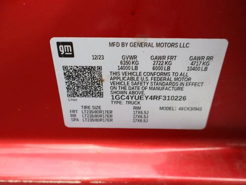 Used 2024 Chevrolet Silverado 3500 LTZ w/ LTZ Plus Package AWD/4WD image 4