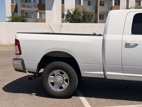 Used 2022 RAM 3500 Big Horn AWD/4WD image 8