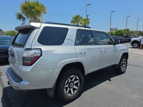 Used 2019 Toyota 4Runner TRD Off-Road Premium AWD/4WD image 4