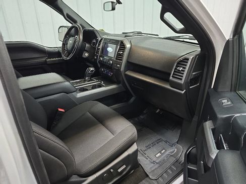 Used 2020 Ford F150 XLT w/ Equipment Group 302A Luxury AWD/4WD image 15