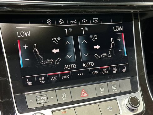 Used 2020 Audi Q8 Premium Plus w/ Premium Plus Package AWD/4WD image 20