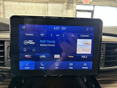 Used 2021 Ford Explorer Limited w/ Hybrid Equipment Group 310A image 16