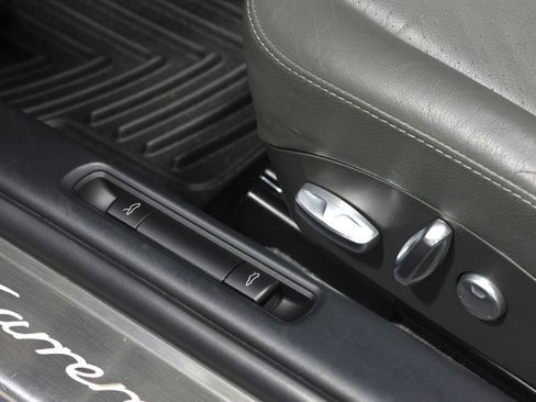 Used 2007 Porsche 911 Carrera S RWD image 25