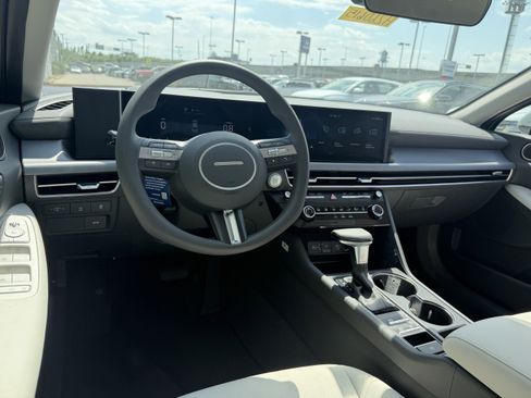 New 2026 Hyundai Sonata SE FWD image 22