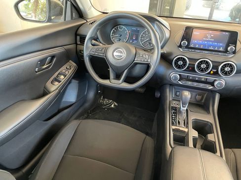 Used 2025 Nissan Sentra S image 32