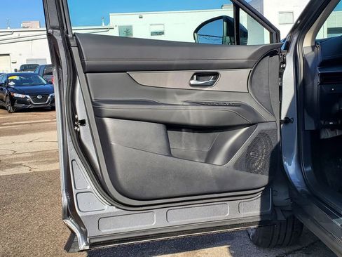 New 2026 Nissan Murano SV image 14