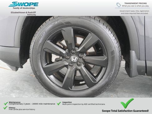 Used 2025 Honda Pilot Black Edition image 29
