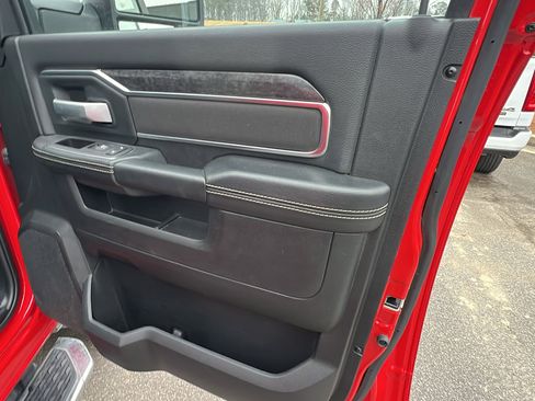 Used 2024 RAM 2500 Big Horn w/ Bed Utility Group image 17