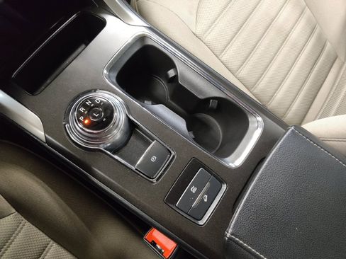 Used 2018 Ford Fusion S FWD image 26