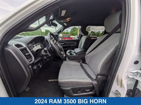 Used 2024 RAM 3500 Big Horn AWD/4WD image 26