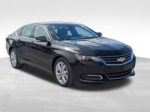 Used 2018 Chevrolet Impala LT image 2