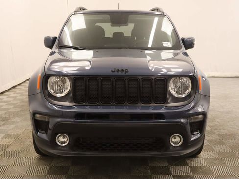 Used 2020 Jeep Renegade Altitude w/ UConnect 8.4 Nav Group image 4