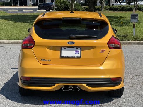 Used 2016 Ford Focus ST w/ Equipment Group 402A FWD image 27