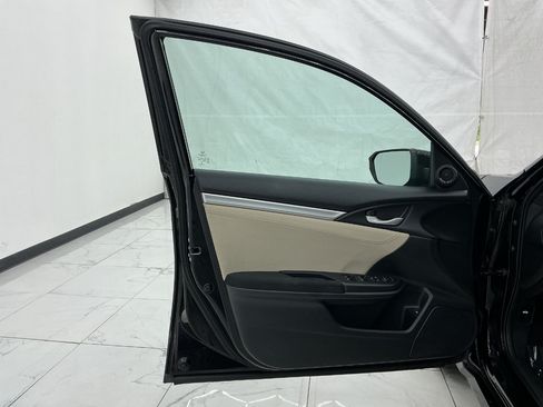 Used 2016 Honda Civic EX image 18