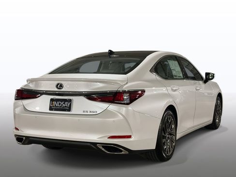 Used 2025 Lexus ES 350 w/ Accessory Package (Z1) FWD image 9