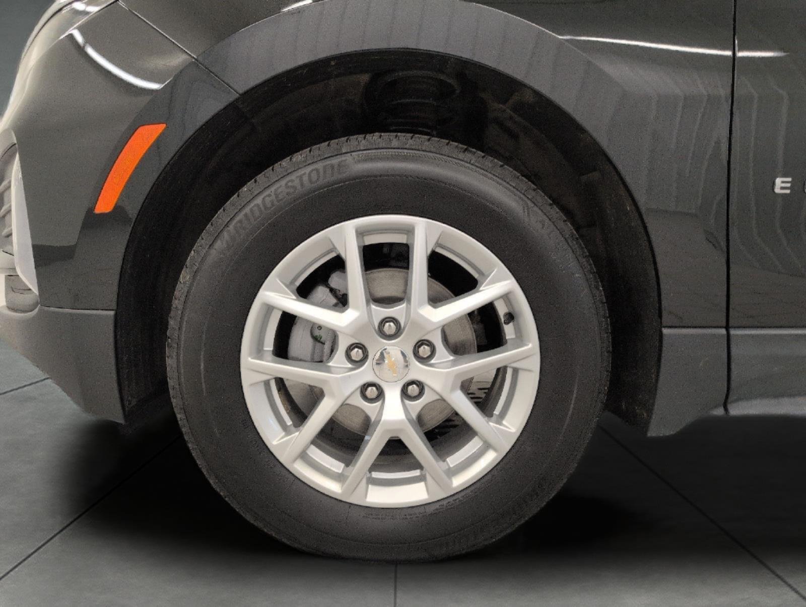 Used 2024 Chevrolet Equinox LT AWD/4WD image 31