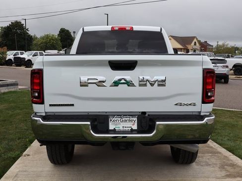 Used 2025 RAM 2500 Big Horn image 37