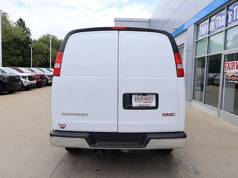 New 2026 GMC Savana 2500 w/ Enhanced Convenience Package RWD image 9