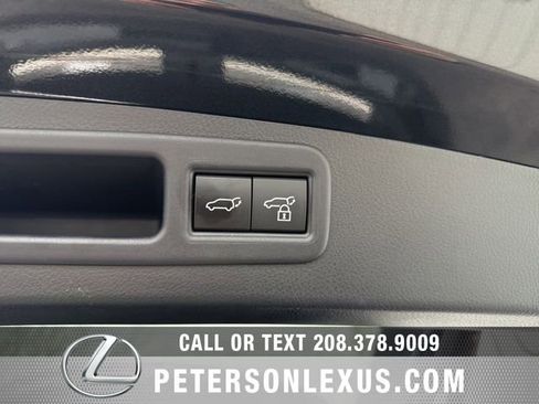 Used 2025 Lexus RX 350h w/ Convenience Package image 19