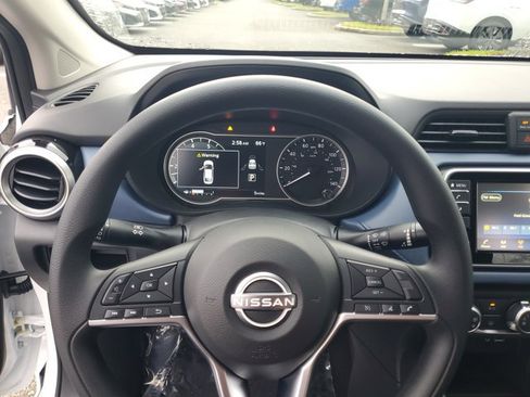 Used 2025 Nissan Versa SV w/ Trunk Package FWD image 21