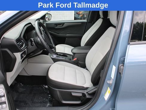 Used 2025 Ford Escape Active w/ Cold Weather Package FWD image 12