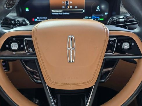 Used 2023 Lincoln Aviator Black Label Grand Touring w/ Class IV Trailer Tow Package image 28