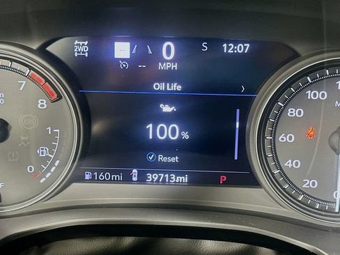 Used 2024 Cadillac XT6 Sport w/ Technology Package AWD/4WD image 12