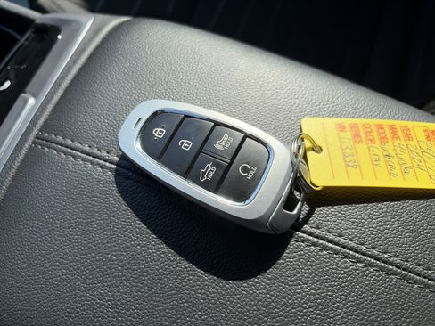 Used 2024 Hyundai Santa Cruz SEL image 28