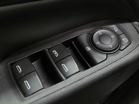 Used 2018 Chevrolet Equinox Premier w/ Infotainment II Package AWD/4WD image 27
