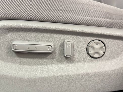 Used 2019 Honda Odyssey EX image 24