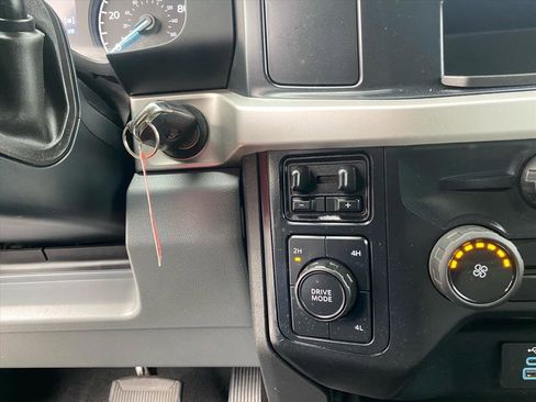 Used 2024 Ford F250 XLT image 29