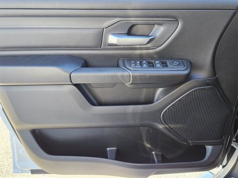 New 2026 RAM 1500 Express image 24