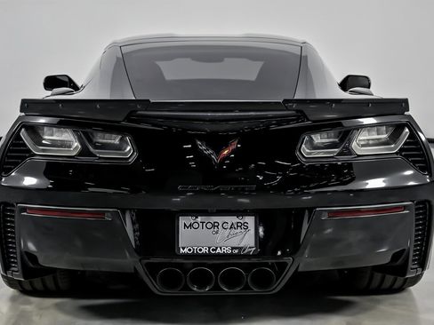 Used 2017 Chevrolet Corvette Z06 image 11