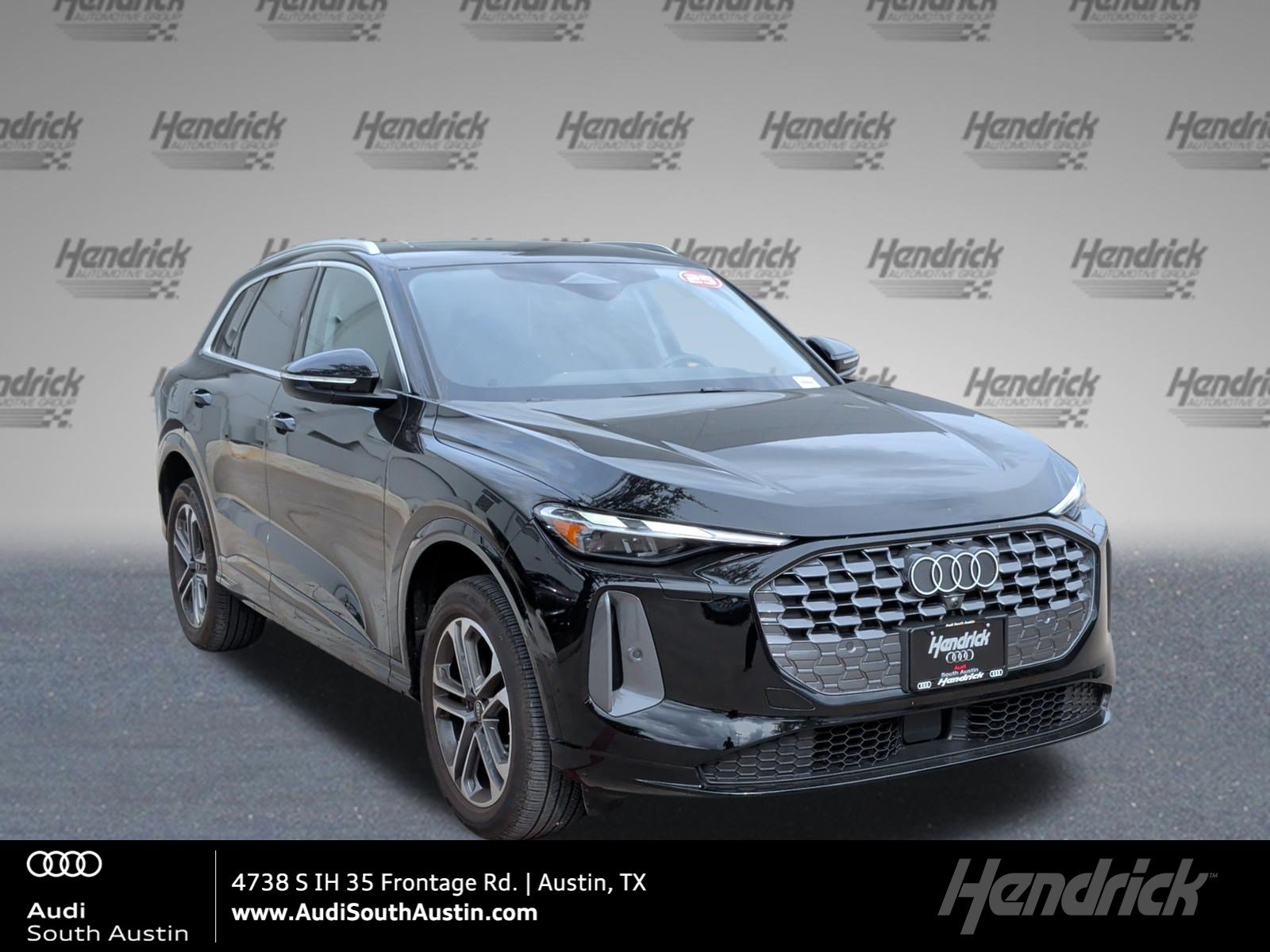 Used 2025 Audi Q5 Premium w/ Convenience Package AWD/4WD image 1