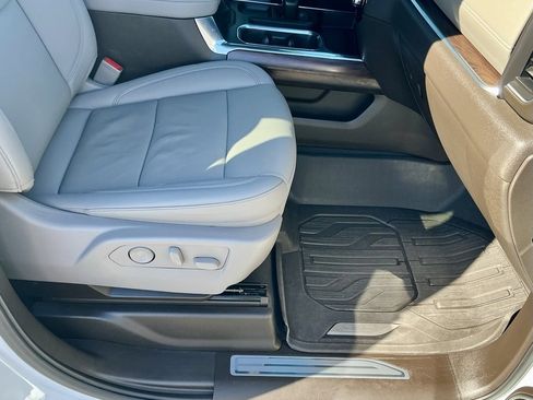 Used 2024 GMC Sierra 1500 SLT w/ SLT Premium Plus Package image 24