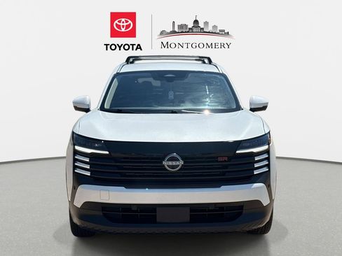 Used 2025 Nissan Kicks SR image 8