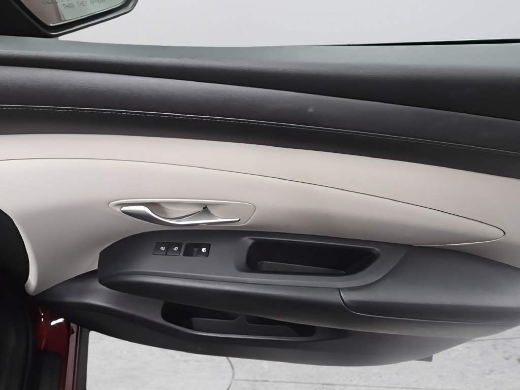 Certified 2025 Hyundai Tucson SEL AWD/4WD image 24
